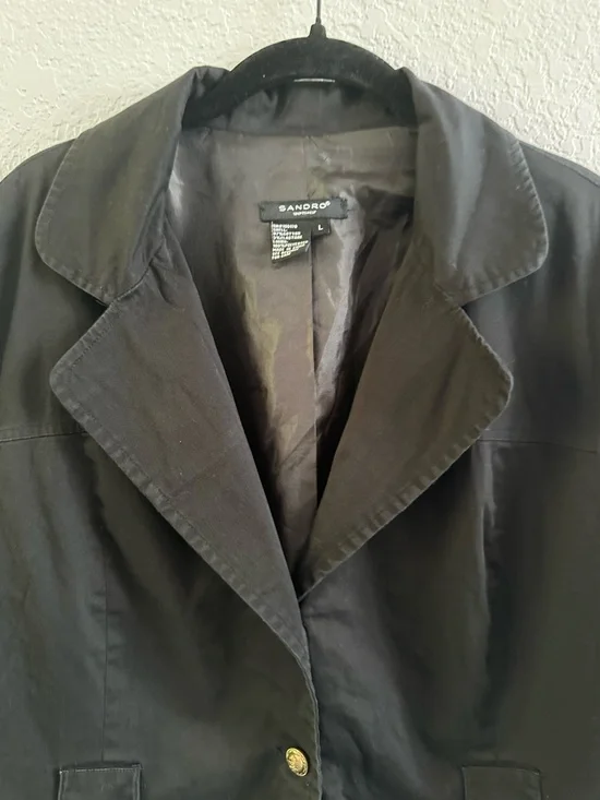 Sandro Paris Black Blazer Jacket Gold Button Cropped Tailored Women’s L - Picture 3 of 11